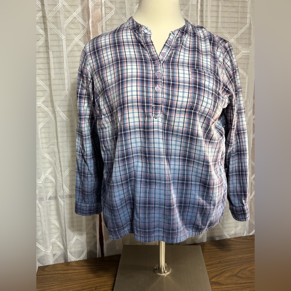 Woman within 2X blue plaid long sleeve roll & button 1/4 button  28”L 36” p2p
